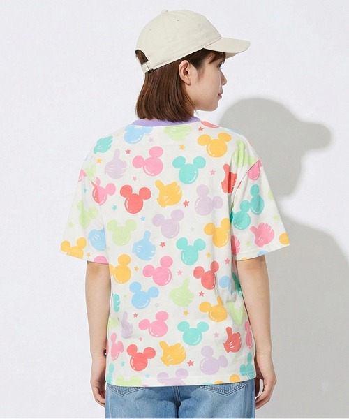 Disney(ディズニー)の「親子お揃い ディズニー WEB限定 パステル総柄Tシャツ 1485A(Tシャツ/カットソー・メンズ・ホワイト・ユニセックスS/ユニセックスM/ユニセックスL/ユニセックスXL)」の7枚目の写真