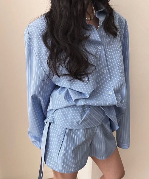 Aelina(エリナ)の「ストライプ柄シャツショートパンツセットアップ(セットアップ・レディース・ダークベージュ/ブルー・FREE)」の16枚目の写真