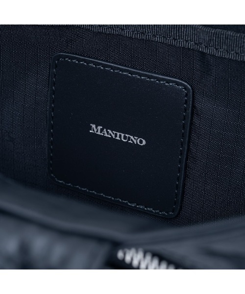 MANIUNO(マニウノ)の「MANIUNO(マニウノ) ECCO LEATHER スクエアミニトート(S)(トートバッグ・メンズ・ブラック・FREE)」の11枚目の写真