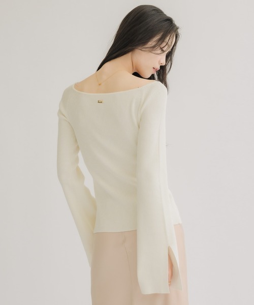 NEUNA(ヌナ)の「スリットスリーブリブトップス(Tシャツ/カットソー・レディース・ブラック/オフホワイト/ピンク・FREE)」の4枚目の写真
