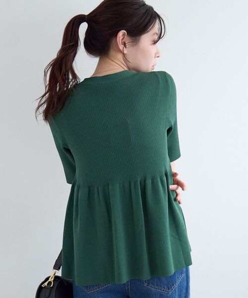 le.coeur blanc（ルクールブラン）の「TORRAZZO DONNA別注フレアラインリブニット（ニット/セーター・レディース・アイボリー/グリーン・38）」の16枚目の写真