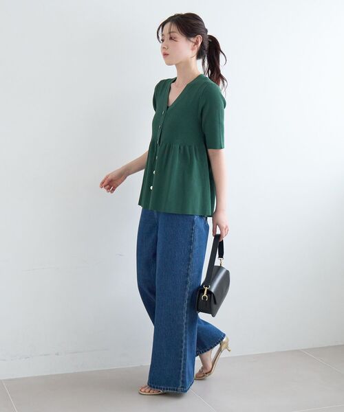 le.coeur blanc（ルクールブラン）の「TORRAZZO DONNA別注フレアラインリブニット（ニット/セーター・レディース・アイボリー/グリーン・38）」の20枚目の写真