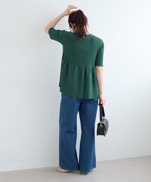 le.coeur blanc（ルクールブラン）の「TORRAZZO DONNA別注フレアラインリブニット（ニット/セーター・レディース・アイボリー/グリーン・38）」の21枚目の写真