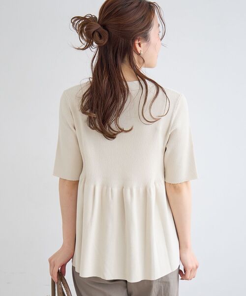 le.coeur blanc（ルクールブラン）の「TORRAZZO DONNA別注フレアラインリブニット（ニット/セーター・レディース・アイボリー/グリーン・38）」の5枚目の写真