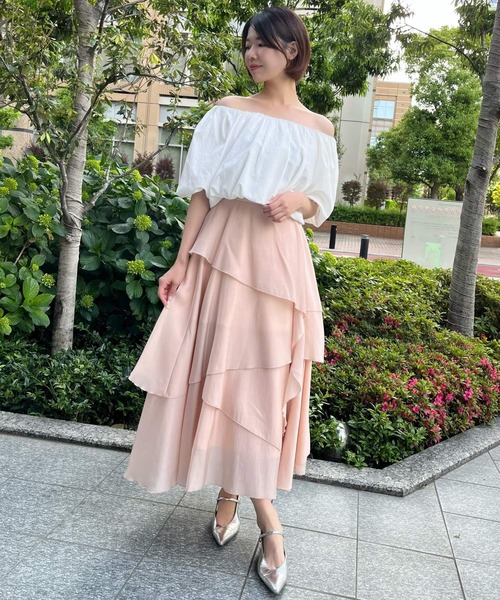 AND COUTURE(アンドクチュール)の「アシンメトリーシフォンラッフルスカート(スカート・レディース・ベージュ/ネイビー/オフホワイト/ブルー・SMALL/MEDIUM)」の3枚目の写真