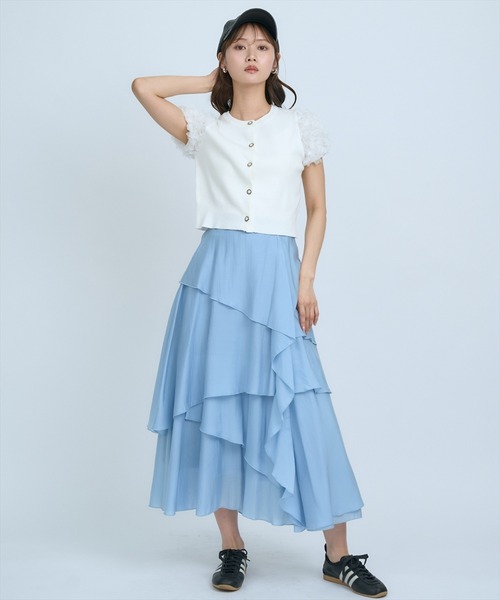 AND COUTURE(アンドクチュール)の「アシンメトリーシフォンラッフルスカート(スカート・レディース・ベージュ/ネイビー/オフホワイト/ブルー・SMALL/MEDIUM)」の1枚目の写真
