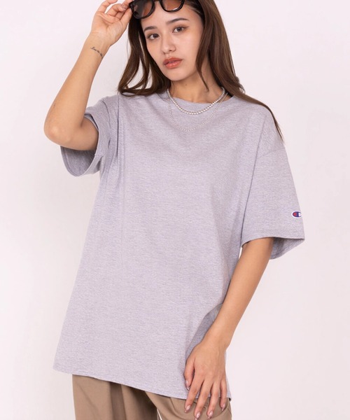 Champion(チャンピオン)の「【Champion/チャンピオン】Authentic T-SHIRTS オーバーサイズ ワンポイント刺繍 半袖Tシャツ ユニセックス(Tシャツ/カットソー・レディース・ホワイト/ネイビー/ブラック/チャコールグレー/グレー/ダークグリーン・L/XL/M)」の4枚目の写真