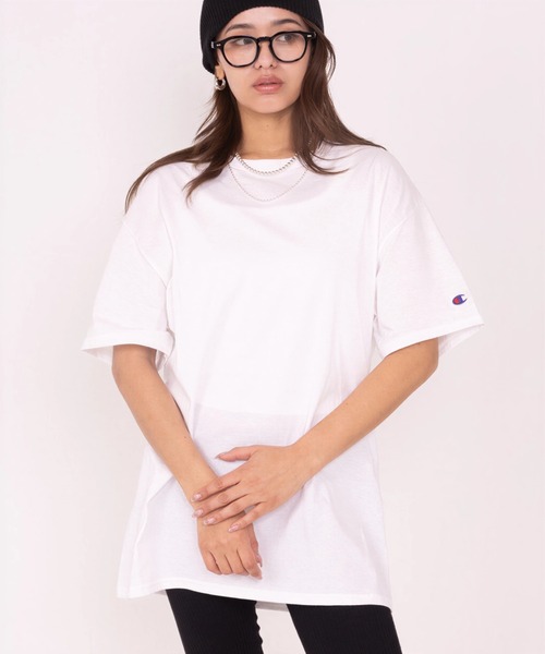 Champion(チャンピオン)の「【Champion/チャンピオン】Authentic T-SHIRTS オーバーサイズ ワンポイント刺繍 半袖Tシャツ ユニセックス(Tシャツ/カットソー・レディース・ホワイト/ネイビー/ブラック/チャコールグレー/グレー/ダークグリーン・L/XL/M)」の1枚目の写真