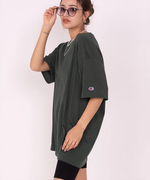 Champion(チャンピオン)の「【Champion/チャンピオン】Authentic T-SHIRTS オーバーサイズ ワンポイント刺繍 半袖Tシャツ ユニセックス(Tシャツ/カットソー・レディース・ホワイト/ネイビー/ブラック/チャコールグレー/グレー/ダークグリーン・L/XL/M)」の5枚目の写真