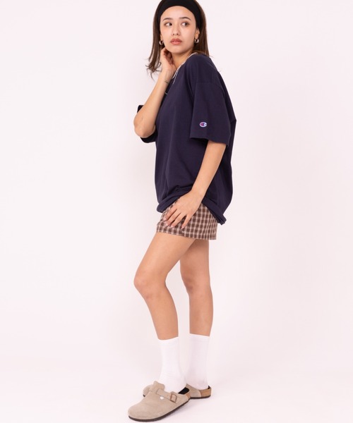 Champion(チャンピオン)の「【Champion/チャンピオン】Authentic T-SHIRTS オーバーサイズ ワンポイント刺繍 半袖Tシャツ ユニセックス(Tシャツ/カットソー・レディース・ホワイト/ネイビー/ブラック/チャコールグレー/グレー/ダークグリーン・L/XL/M)」の19枚目の写真