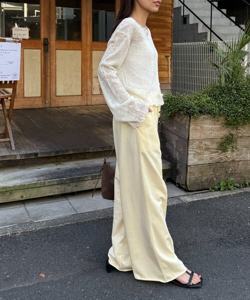 DISCOAT(ディスコート)の「ライトオンス裏毛センタープレスワイドパンツ(スウェットパンツ・レディース・チャコールグレー/ライトベージュ/アイボリー・LARGE/SMALL/MEDIUM)」の5枚目の写真
