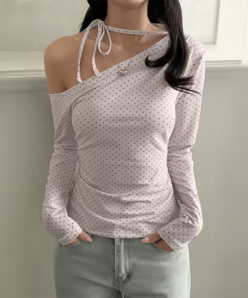 おしゃれスタ(オシャレスタ)の「リボンネックドットオフショルカットソー(Tシャツ/カットソー・レディース・ピンク/ホワイト/ブラック・S/M/L/XL)」の5枚目の写真