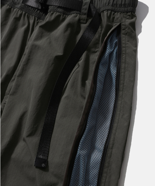 MOIF（モイフ）の「[SS26] WIDE BOY SCOUT PANTS / SMOKEY OLIVE（その他パンツ・メンズ・その他・1(S)/2(M)/3(L)）」の11枚目の写真