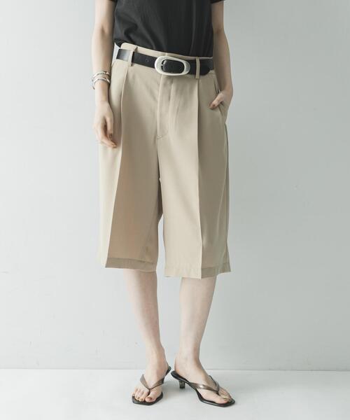 URBAN RESEARCH（アーバンリサーチ）の「『UR TECH DRYLUXE』ハーフパンツ（その他パンツ・レディース・ベージュ/ブラック・38/36）」の17枚目の写真