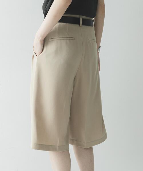 URBAN RESEARCH（アーバンリサーチ）の「『UR TECH DRYLUXE』ハーフパンツ（その他パンツ・レディース・ベージュ/ブラック・38/36）」の19枚目の写真