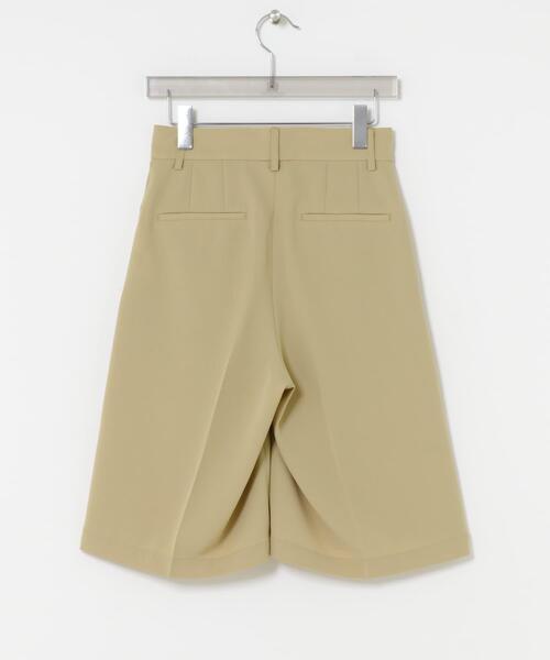 URBAN RESEARCH（アーバンリサーチ）の「『UR TECH DRYLUXE』ハーフパンツ（その他パンツ・レディース・ベージュ/ブラック・38/36）」の6枚目の写真