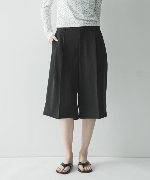 URBAN RESEARCH（アーバンリサーチ）の「『UR TECH DRYLUXE』ハーフパンツ（その他パンツ・レディース・ベージュ/ブラック・38/36）」の10枚目の写真