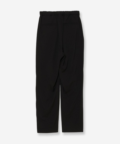 R-ISM(リズム)の「【洗える】センタープレステーパードパンツ(その他パンツ・レディース・ベージュ/ブラック・4)」の3枚目の写真