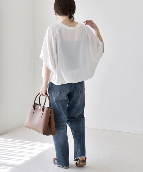 quaranciel(カランシエル)の「quaranciel:〈手洗い可能〉ジョーゼット ハーフスリーブ ドロスト ルーズ ブラウス(シャツ/ブラウス・レディース・チャコールグレー/オフホワイト/ブラック・ONE SIZE)」の5枚目の写真