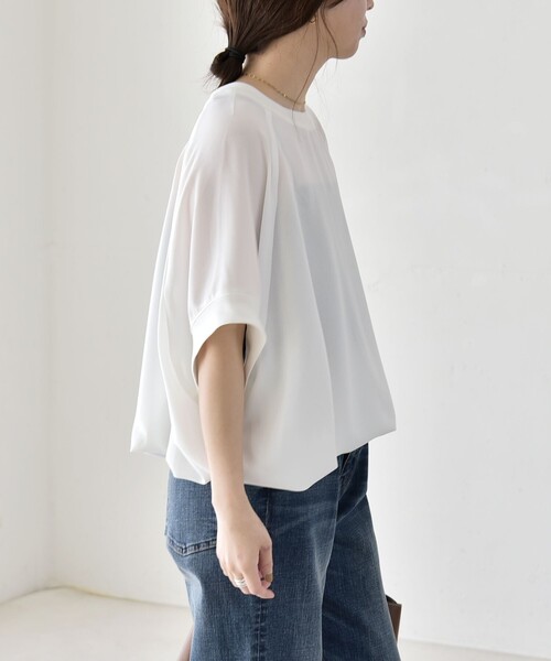 quaranciel(カランシエル)の「quaranciel:〈手洗い可能〉ジョーゼット ハーフスリーブ ドロスト ルーズ ブラウス(シャツ/ブラウス・レディース・チャコールグレー/オフホワイト/ブラック・ONE SIZE)」の8枚目の写真