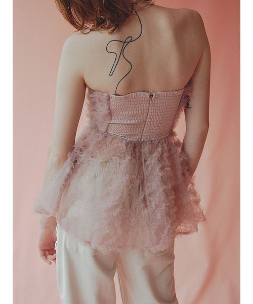 SNIDEL(スナイデル)の「チュール刺繍ベアペプラムトップス(Tシャツ/カットソー・レディース・ダークグレー/ホワイト/ピンク・F)」の10枚目の写真