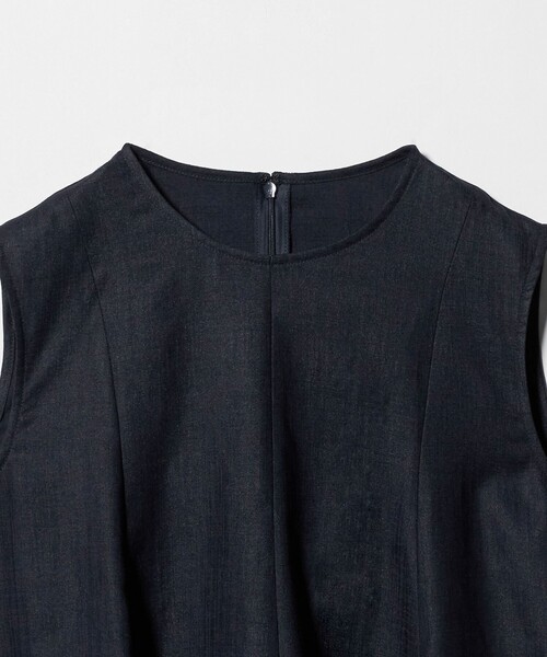 MARW UNITED ARROWS(マルゥ ユナイテッドアローズ)の「<MARW UNITED ARROWS>フレア ノースリーブ ブラウス UVカット・接触冷感(シャツ/ブラウス・レディース・ネイビー/ダークブラウン/ダークグレー・FREE)」の12枚目の写真