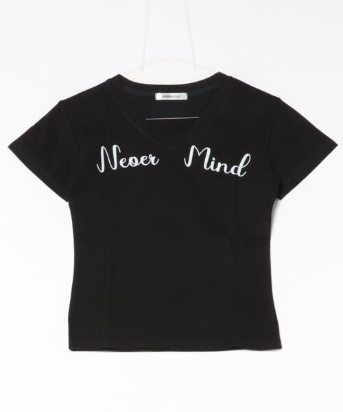 MEMECLE(メメクル)の「【 MEMECLE / メメクル 】フロントレタリング Vネックトップス(Tシャツ/カットソー・レディース・ブラック・MEDIUM/SMALL/LARGE)」の5枚目の写真