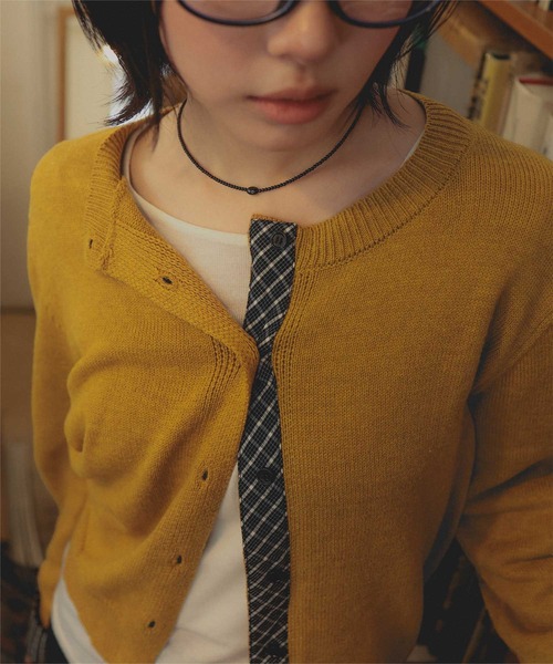 miette(ミエット)の「シャツレイヤード風クルーネックニットカーディガン(カーディガン/ボレロ・レディース・グレー/ブラウン/マスタード・FREE)」の16枚目の写真