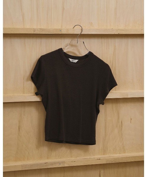 TODAYFUL(トゥデイフル)の「Compact Smooth T-shirts 12610617(Tシャツ/カットソー・レディース・グレー/ピンク/オフホワイト/ブラウン・FREE)」の3枚目の写真