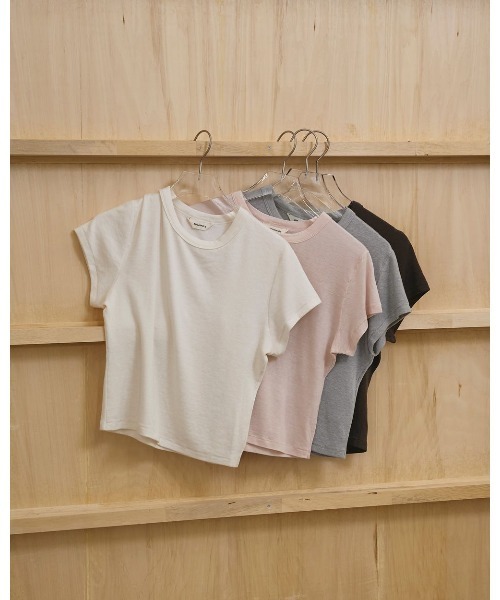 TODAYFUL(トゥデイフル)の「Compact Smooth T-shirts 12610617(Tシャツ/カットソー・レディース・グレー/ピンク/オフホワイト/ブラウン・FREE)」の6枚目の写真