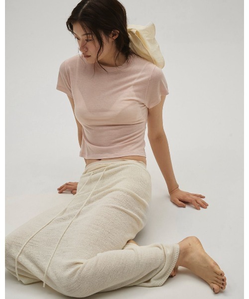 TODAYFUL(トゥデイフル)の「Compact Smooth T-shirts 12610617(Tシャツ/カットソー・レディース・グレー/ピンク/オフホワイト/ブラウン・FREE)」の16枚目の写真