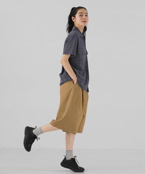 EKAL(エカル)の「SMOOTH WOOLY LIKE サファリシャツ(シャツ/ブラウス・レディース・チャコールグレー/ネイビー/ライトグレー・ONE)」の18枚目の写真