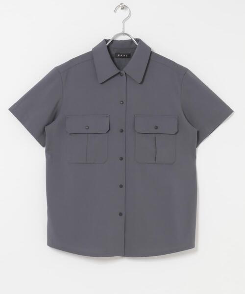 EKAL(エカル)の「SMOOTH WOOLY LIKE サファリシャツ(シャツ/ブラウス・レディース・チャコールグレー/ネイビー/ライトグレー・ONE)」の16枚目の写真