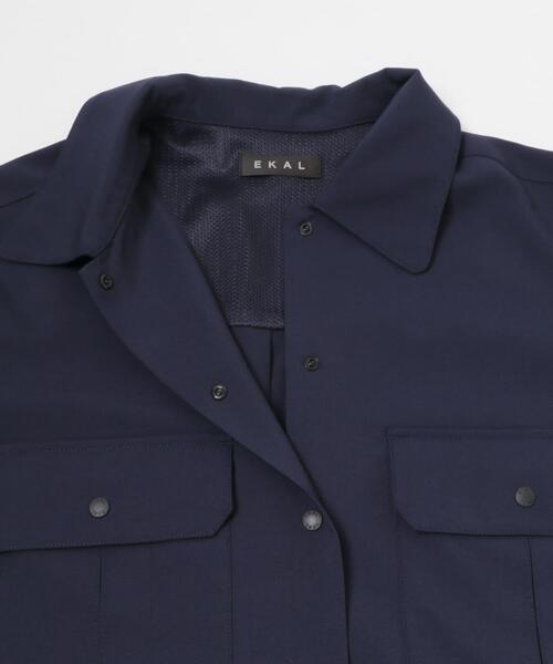 EKAL(エカル)の「SMOOTH WOOLY LIKE サファリシャツ(シャツ/ブラウス・レディース・チャコールグレー/ネイビー/ライトグレー・ONE)」の6枚目の写真