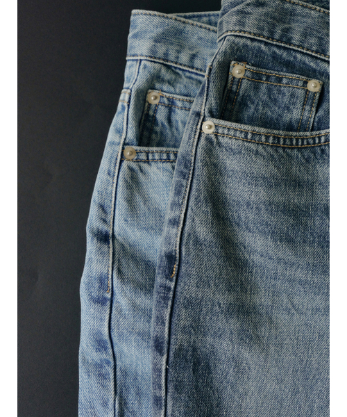 Yuje(ユジェ)の「CUT OUT DENIM 002(Light Blue, 3size)(デニムパンツ・レディース・その他・LARGE/MEDIUM/SMALL)」の12枚目の写真