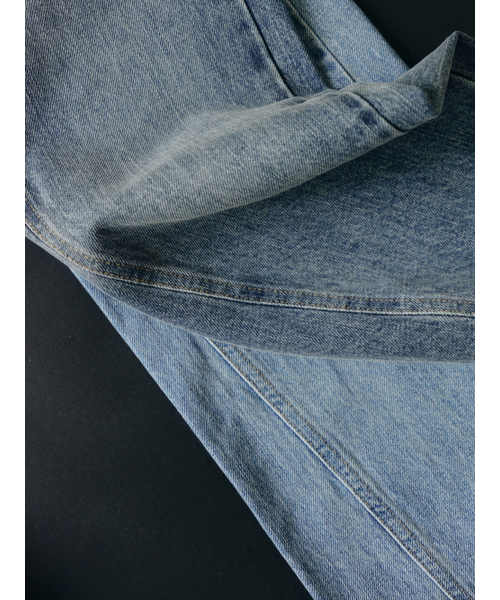Yuje(ユジェ)の「CUT OUT DENIM 002(Light Blue, 3size)(デニムパンツ・レディース・その他・LARGE/MEDIUM/SMALL)」の13枚目の写真