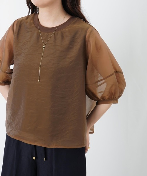 LUCA/LADY LUCK LUCA(ルカ/レディラックルカ)の「LC/LLL 【新色追加】シアー重ねランタンスリーブプルオーバー(Tシャツ/カットソー・レディース・ブラック/オフホワイト/ブラウン/グレー・FREE)」の12枚目の写真