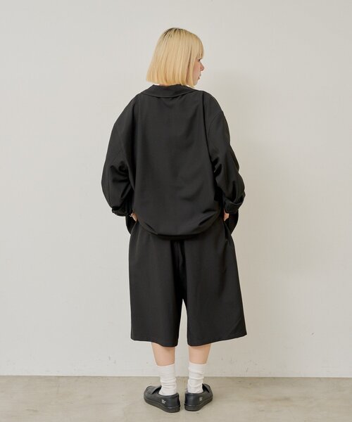 Kastane(カスタネ)の「【UNISEX/2サイズ展開】ボックスプリーツショートパンツ(その他パンツ・レディース・ブラック/グレー・1/2)」の10枚目の写真