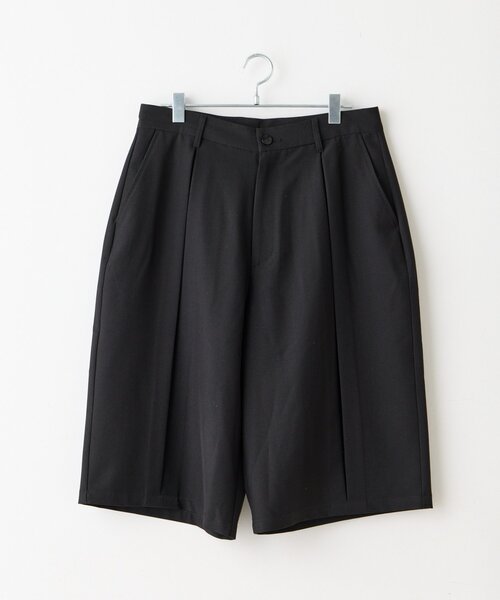 Kastane(カスタネ)の「【UNISEX/2サイズ展開】ボックスプリーツショートパンツ(その他パンツ・レディース・ブラック/グレー・1/2)」の12枚目の写真