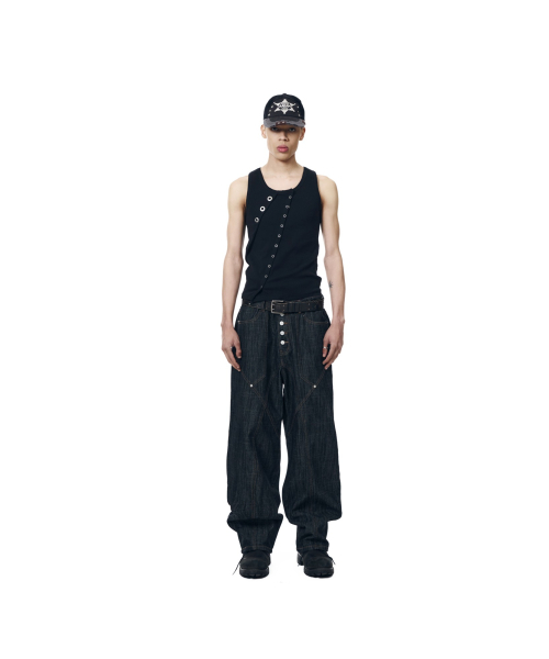 AAKAM（アーカム）の「Oblique Incision Denim Pants (Black)（デニムパンツ・レディース・その他・1/2）」の2枚目の写真