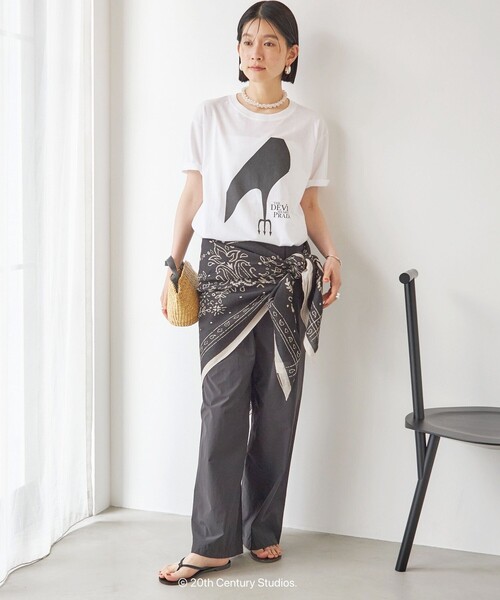 SHIPS(シップス)の「【SHIPS別注】GOOD ROCK SPEED: The devil wears PRADA(Tシャツ/カットソー・レディース・ホワイト/ホワイト系その他/ダークグレー/ブラック・ONE SIZE)」の8枚目の写真