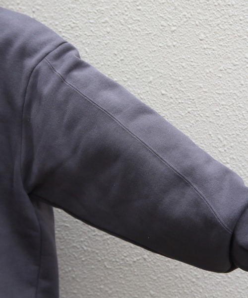 MEYAME(メヤメ)の「MEYAME/メヤメ スイッチングパターンスウェット SWITCHING PATTERN SWEAT(BRUSHED LINING) MEY-2505(スウェット・レディース・レッド/チャコールグレー・FREE)」の6枚目の写真