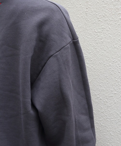 MEYAME(メヤメ)の「MEYAME/メヤメ スイッチングパターンスウェット SWITCHING PATTERN SWEAT(BRUSHED LINING) MEY-2505(スウェット・レディース・レッド/チャコールグレー・FREE)」の5枚目の写真