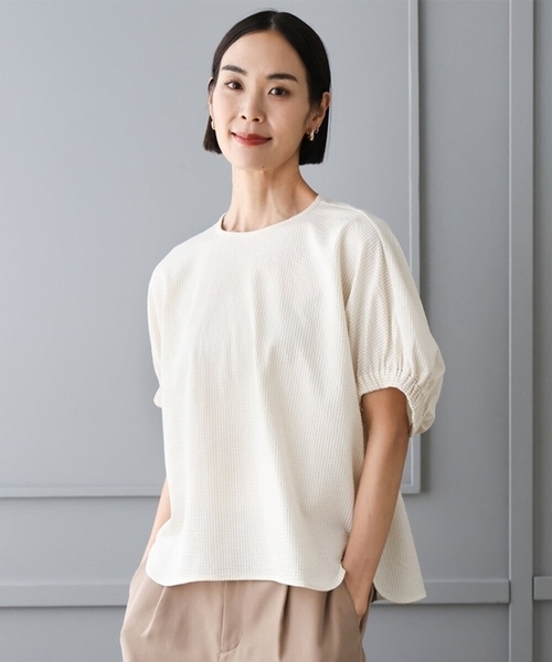 MICHEL KLEIN（ミッシェル・クラン）の「[新色追加/接触冷感]サッカードルマンスリーブカットソー（Tシャツ/カットソー・レディース・ベージュ/ネイビー/ボルドー/グレー/クリーム/ダークインディゴブルー・38）」の3枚目の写真
