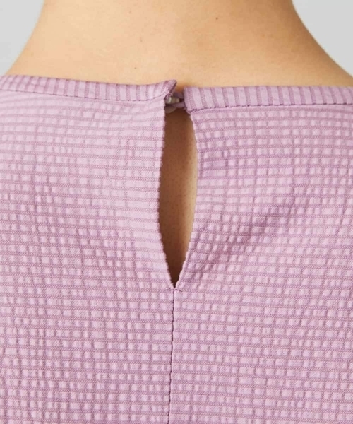 MICHEL KLEIN（ミッシェル・クラン）の「[新色追加/接触冷感]サッカードルマンスリーブカットソー（Tシャツ/カットソー・レディース・ベージュ/ネイビー/ボルドー/グレー/クリーム/ダークインディゴブルー・38）」の10枚目の写真