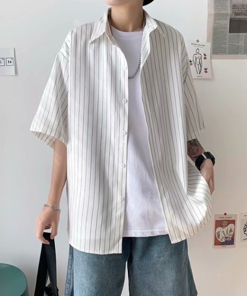 WYZ wear(ダブリューワイジィーウェア)の「オーバーサイズストライプ半袖シャツ/ユニセックス(シャツ/ブラウス・メンズ・ブラック/ホワイト・L/M/XL)」の13枚目の写真