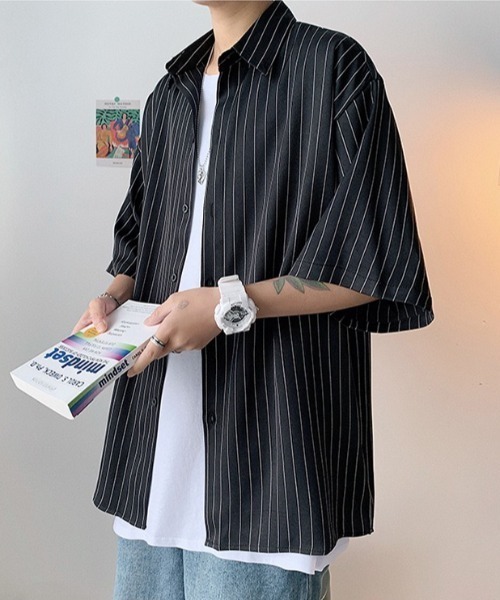 WYZ wear(ダブリューワイジィーウェア)の「オーバーサイズストライプ半袖シャツ/ユニセックス(シャツ/ブラウス・メンズ・ブラック/ホワイト・L/M/XL)」の4枚目の写真