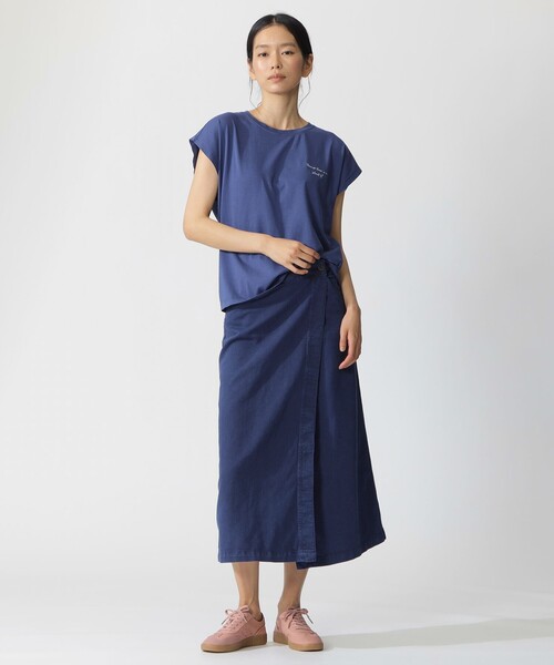 ECOALF(エコアルフ)の「NAMUR BECAUSE Tシャツ / NAMUR T-SHIRT WOMAN(Tシャツ/カットソー・レディース・ホワイト/ネイビー・FREE)」の3枚目の写真