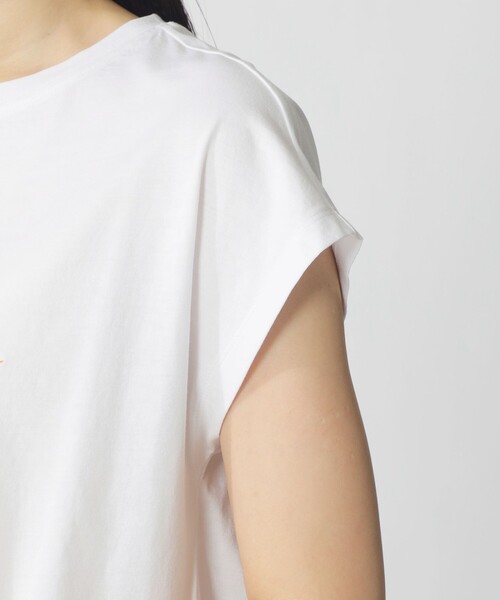 ECOALF(エコアルフ)の「NAMUR BECAUSE Tシャツ / NAMUR T-SHIRT WOMAN(Tシャツ/カットソー・レディース・ホワイト/ネイビー・FREE)」の7枚目の写真