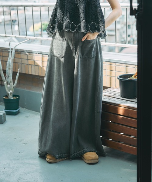 niko and...（ニコアンド）の「スーパーバギーフレアパンツ　[NKJ 2026AW]（デニムパンツ・レディース・ブルー/チャコール・LARGE/MEDIUM）」の4枚目の写真